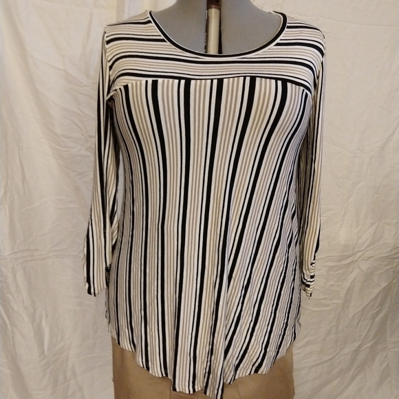 Striped Blouse - Picture 3 of 4